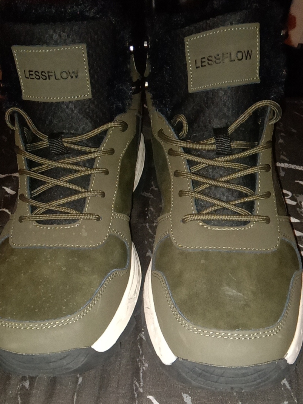 Men's Olive Green Lace-Up Sneakers